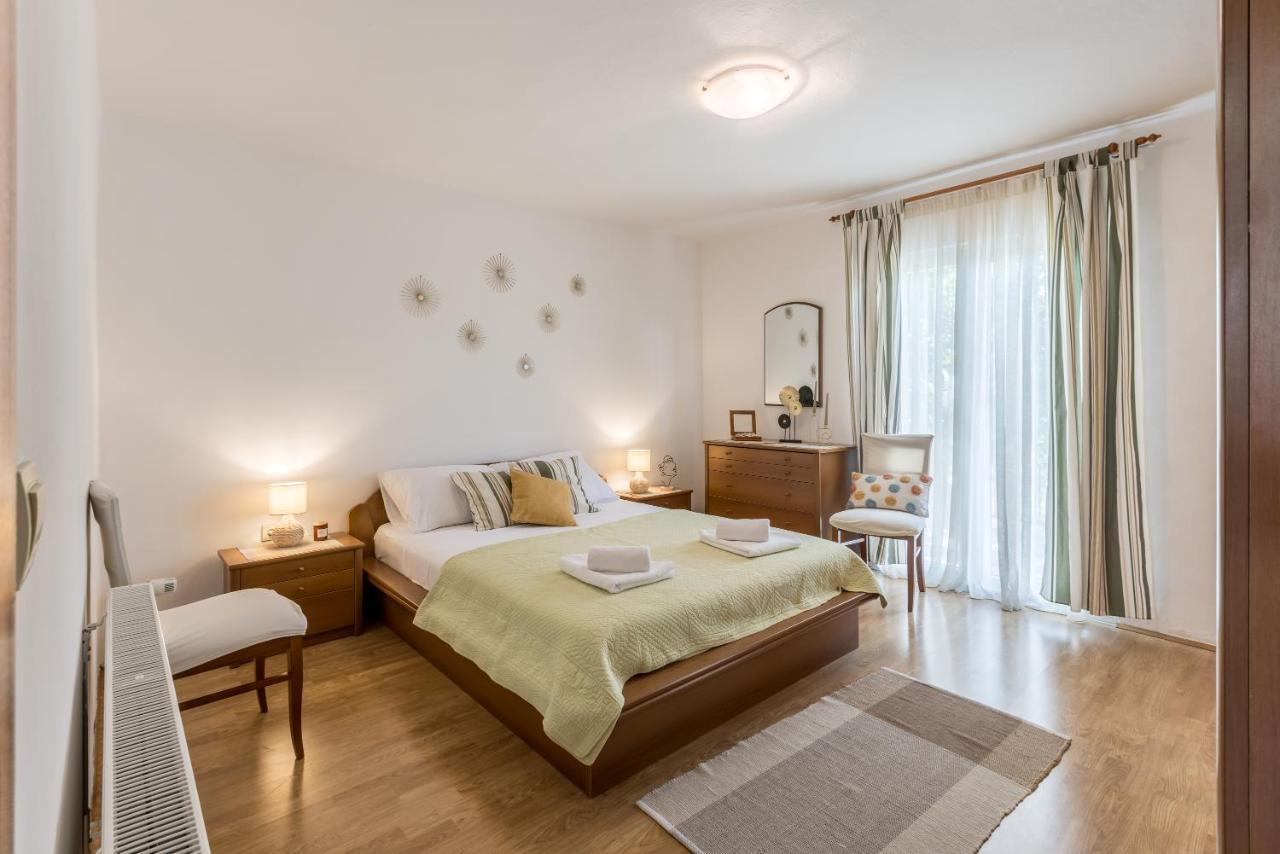 Citrus Accommodation Kastela Luaran gambar