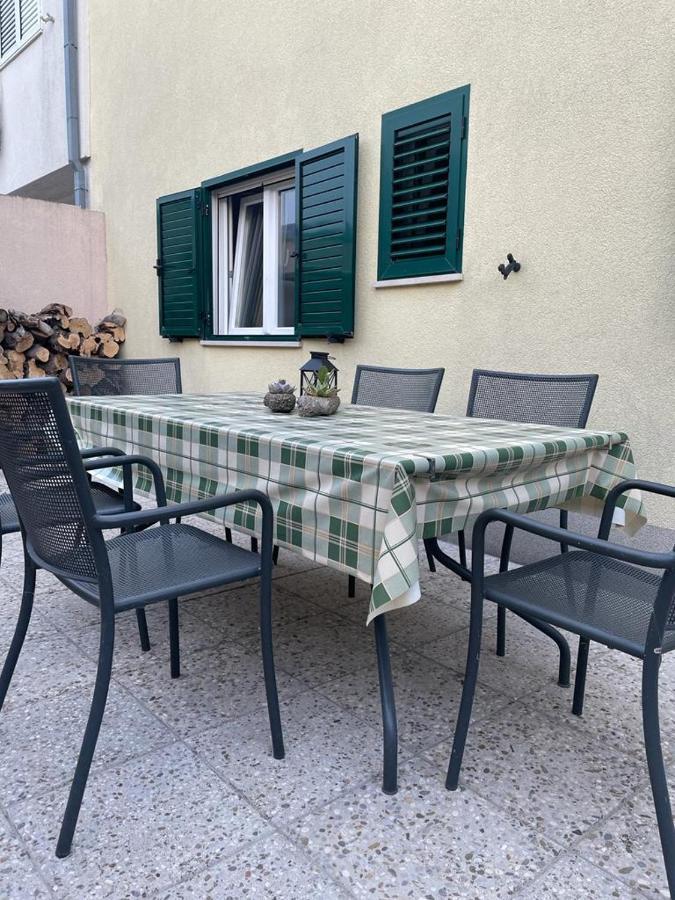 Citrus Accommodation Kastela Luaran gambar