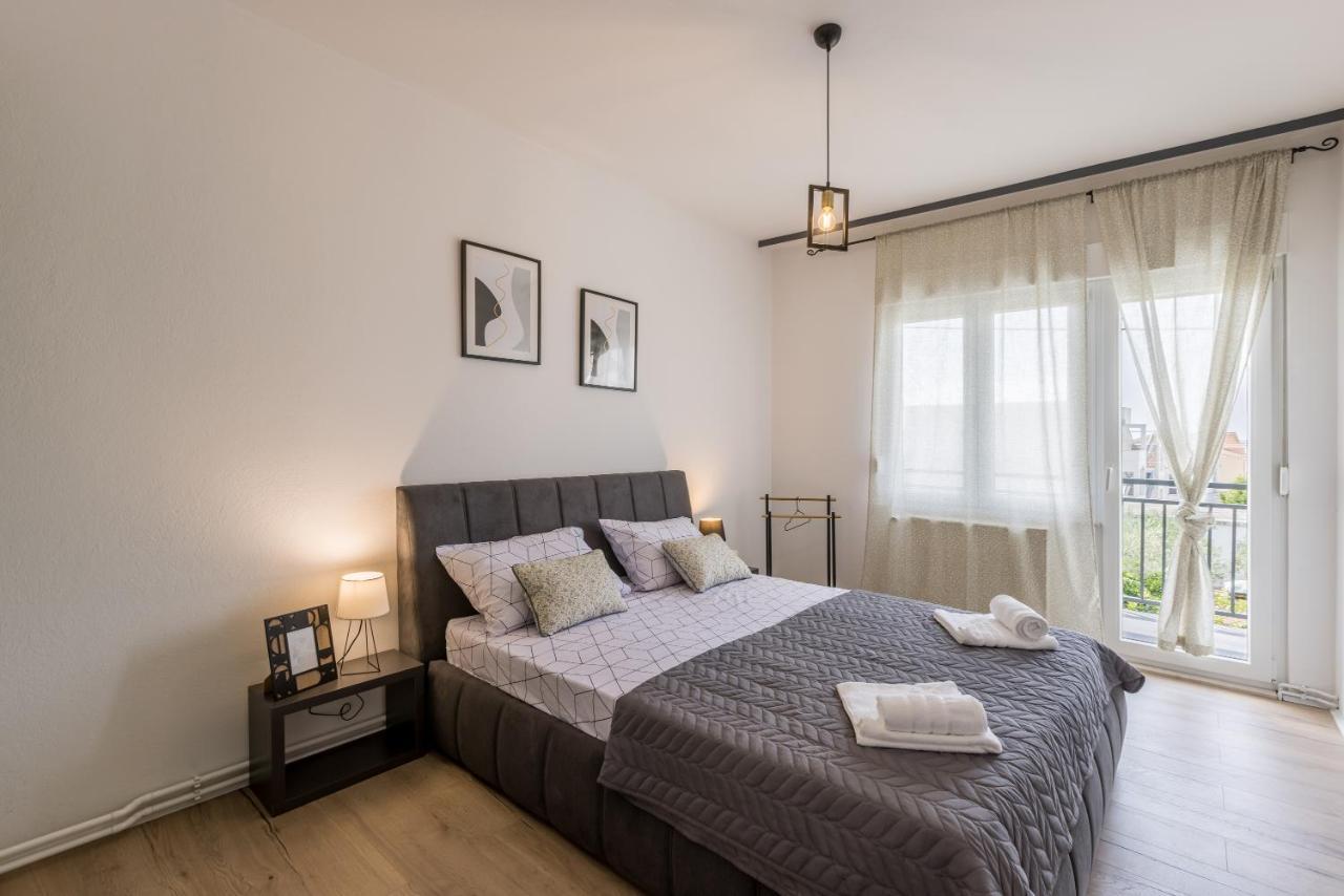 Citrus Accommodation Kastela Luaran gambar