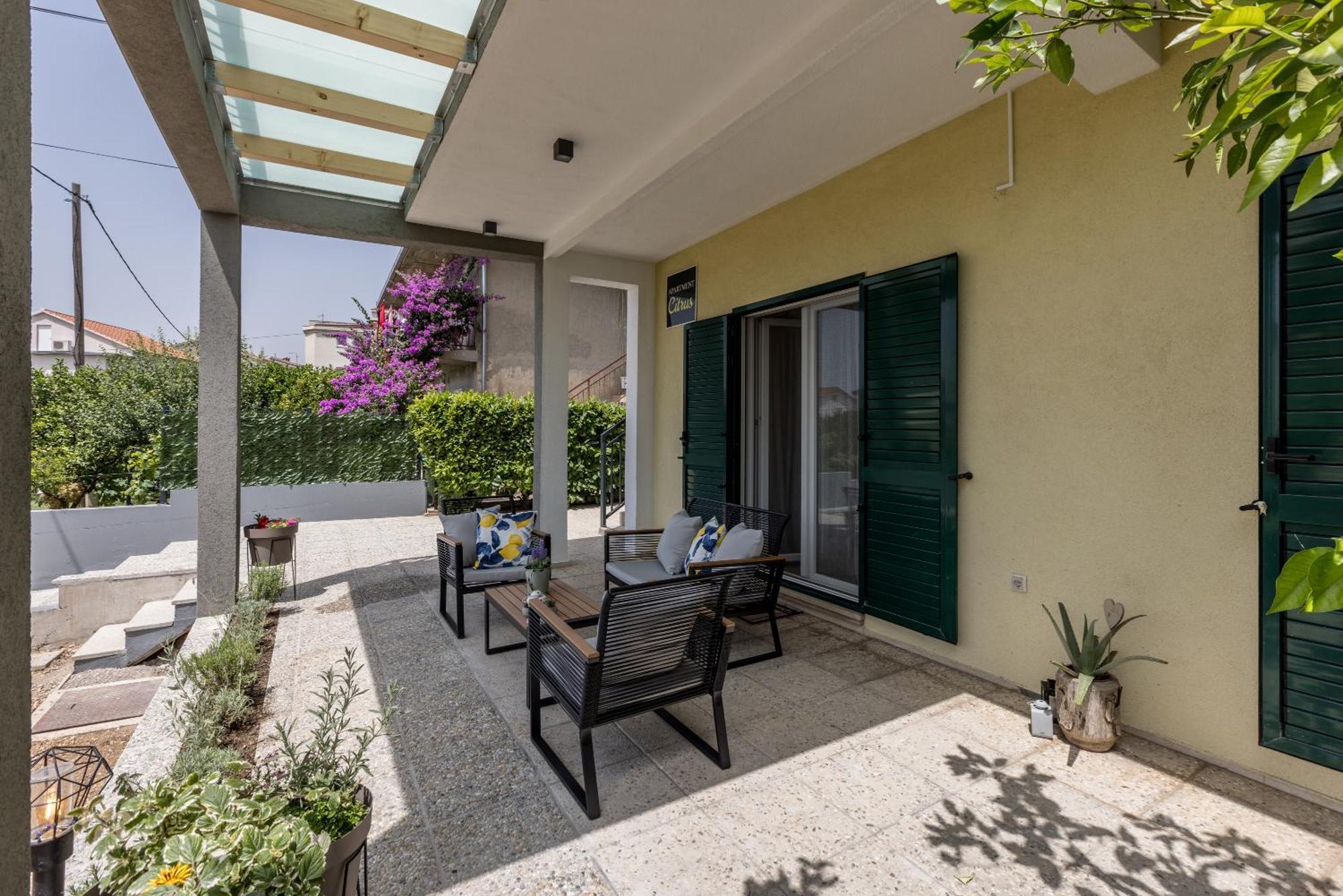Citrus Accommodation Kastela Luaran gambar