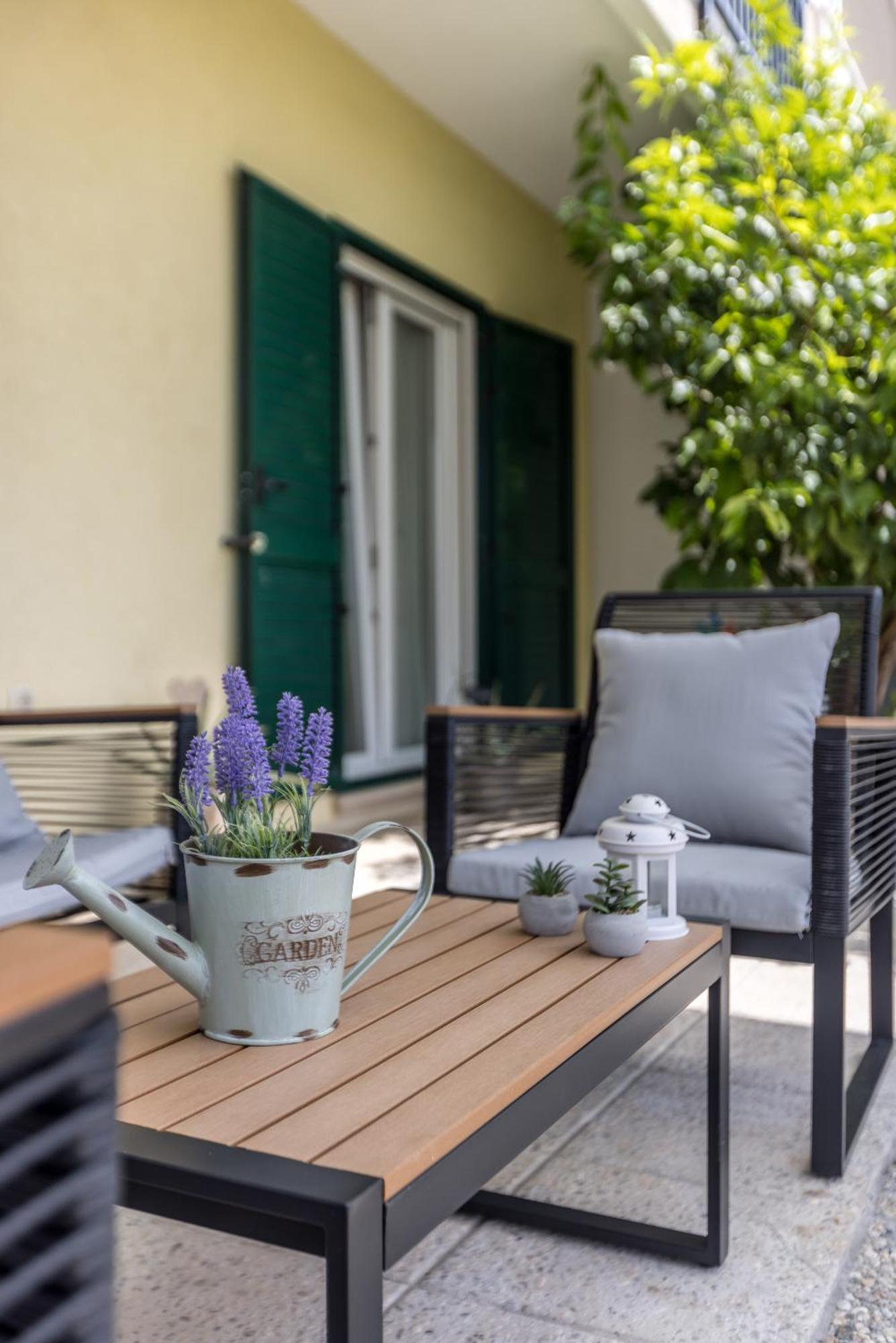 Citrus Accommodation Kastela Luaran gambar